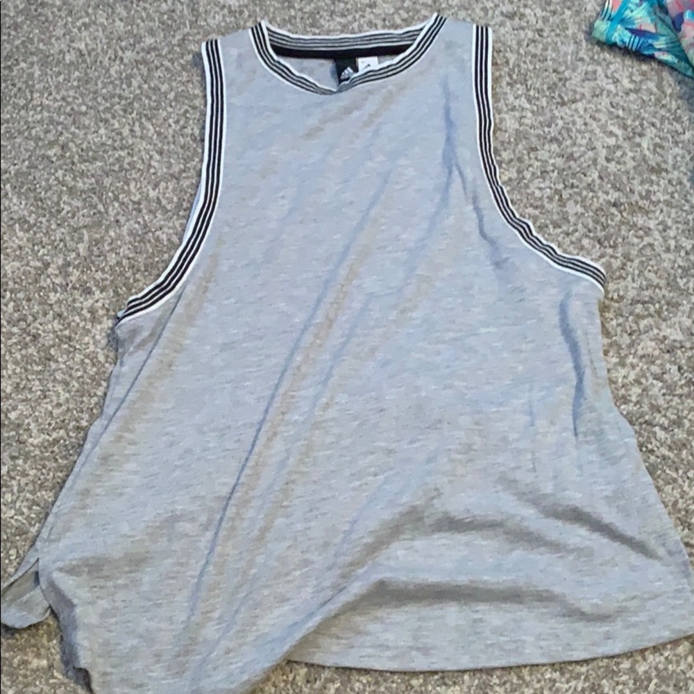 Adidas tank medium